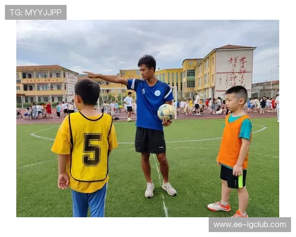 坡头区推进足球青训体系建设打造未来足球人才摇篮