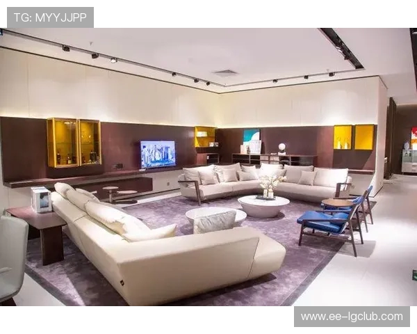 现代轻奢风格足球床设计融合舒适与时尚彰显个性空间魅力